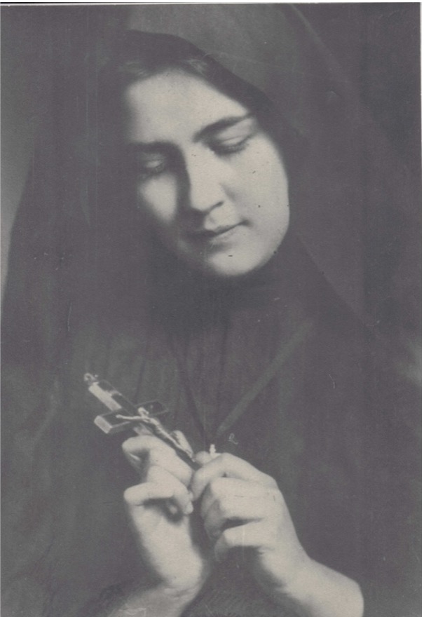 Teresa de María, RCSCJ: las huellas de su vida en el Archivo Histórico de los Misioneros del Espíritu Santo